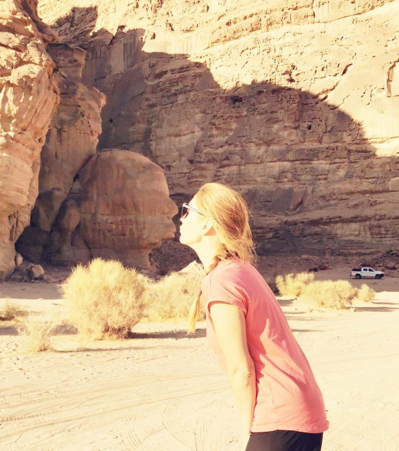 Rum Titanic Camp Wadi Rum Exteriör bild