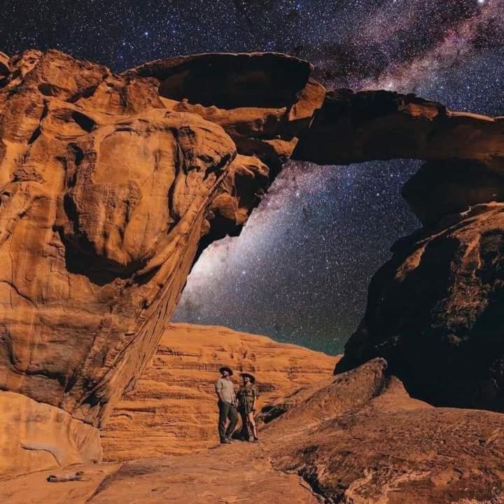Rum Titanic Camp Wadi Rum Exteriör bild