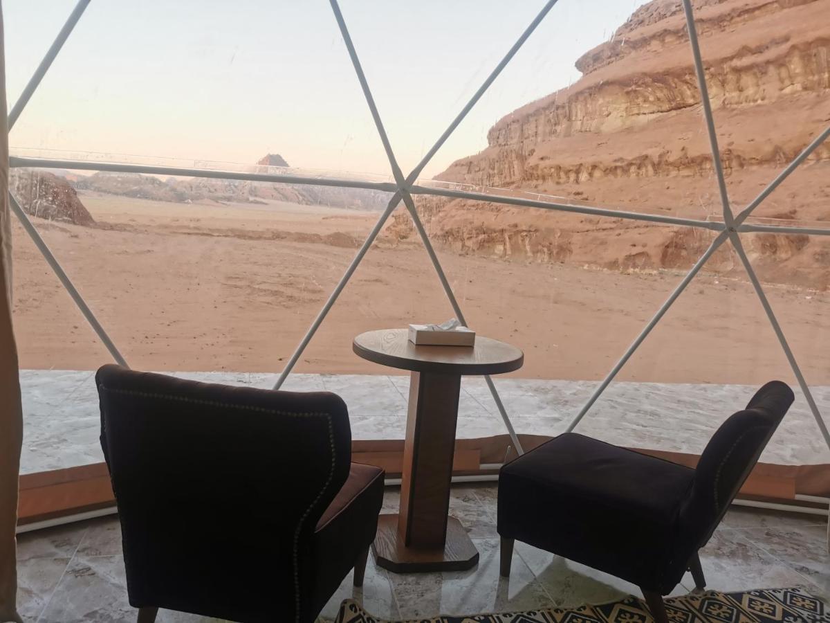 Rum Titanic Camp Wadi Rum Exteriör bild