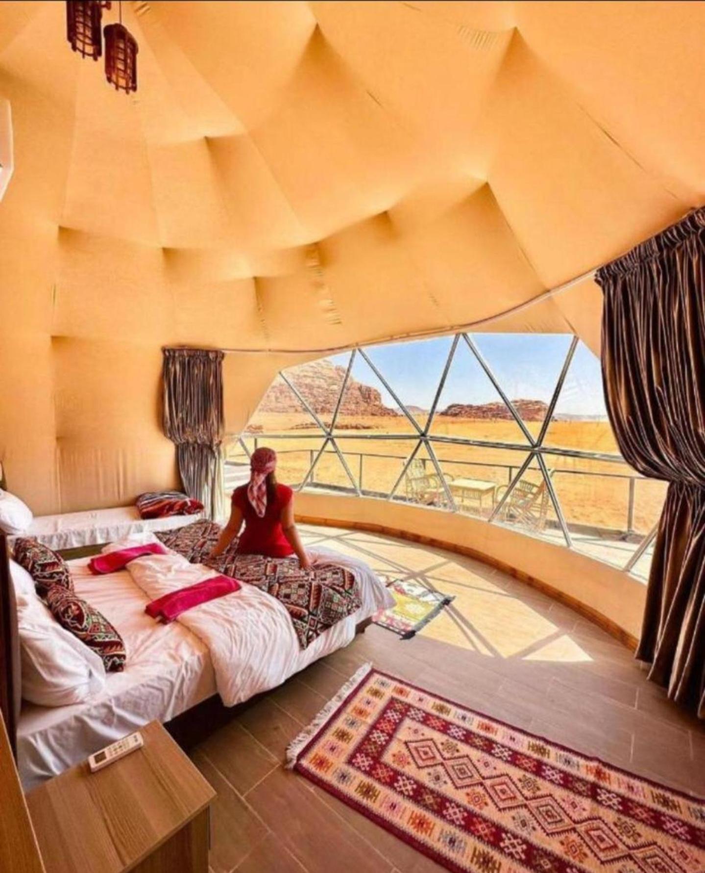 Rum Titanic Camp Wadi Rum Exteriör bild